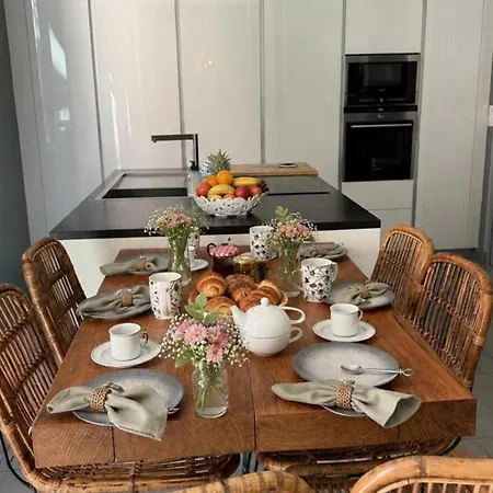 Casa vacanze Maison Avec Piscine Au Coeur De - 8 Pers. - Fr-1-489-635 Moulins (Allier)