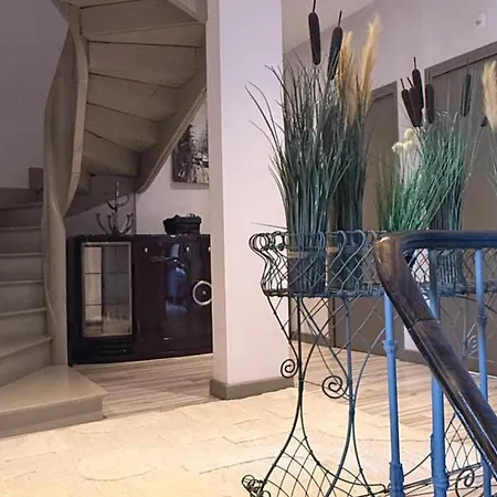 Maison Avec Piscine Au Coeur De - 8 Pers. - Fr-1-489-635 * Moulins (Allier)